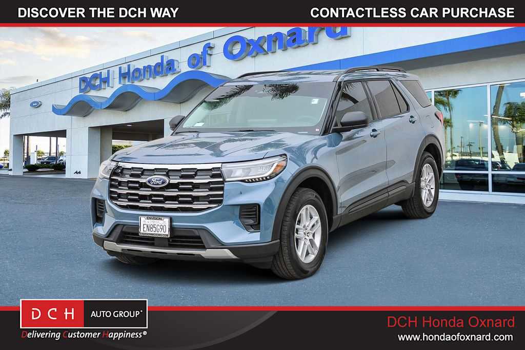 Used 2026 Ford Explorer Active AWD/4WD image 1