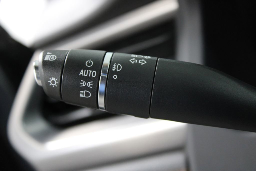 Used 2023 GMC Acadia AT4 w/ Preferred Package image 45