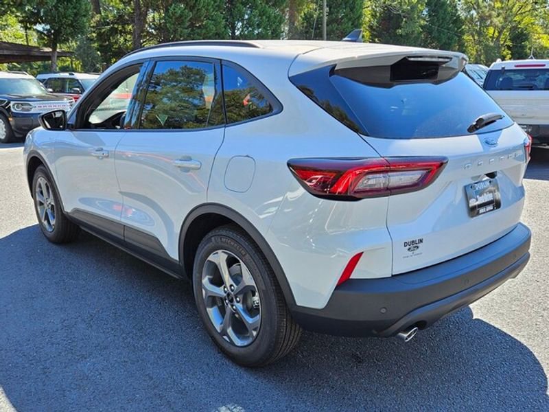 New 2026 Ford Escape ST-Line image 12