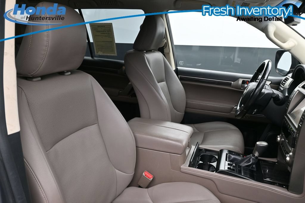 Used 2020 Lexus GX 460 Premium w/ Premium Package AWD/4WD image 12