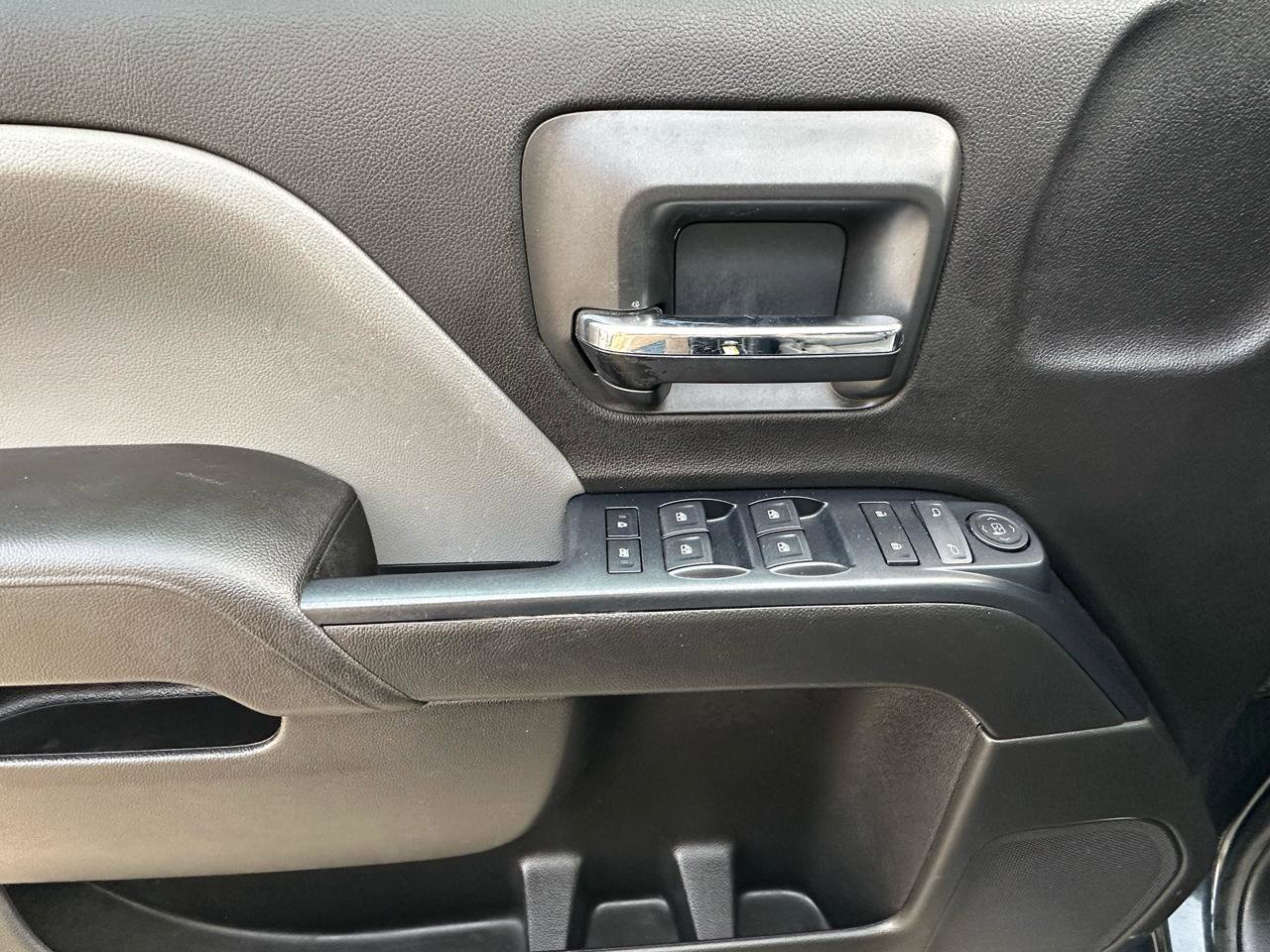 Used 2018 GMC Sierra 1500 4WD Double Cab 143.5 w/ Elevation Edition image 9