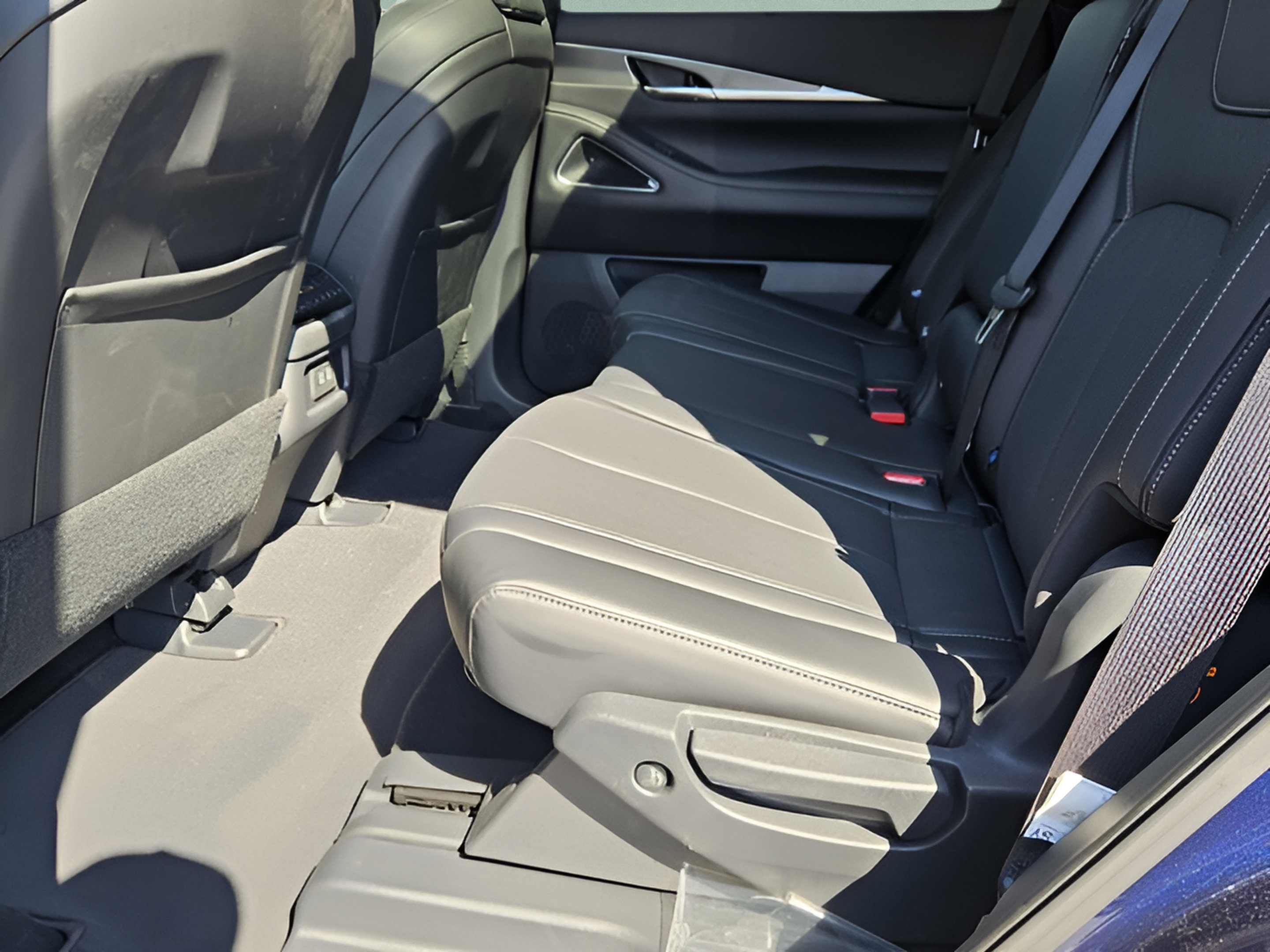 Used 2026 INFINITI QX60 Luxe w/ Cargo Package AWD/4WD image 10