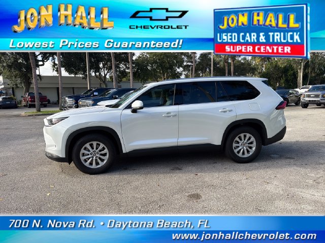Used 2024 Toyota Grand Highlander FWD image 3