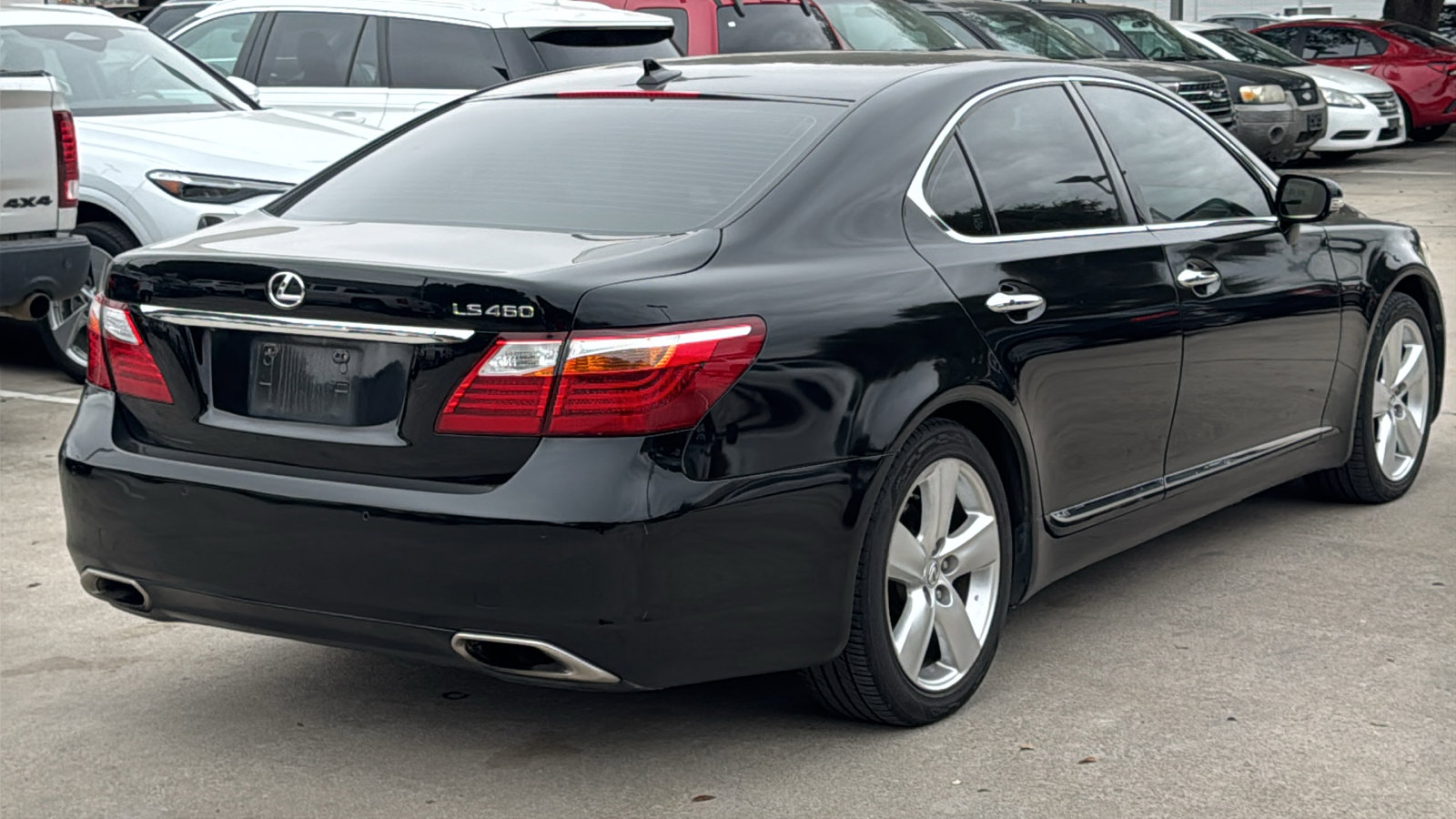 Used 2011 Lexus LS 460 w/ Comfort Pkg image 7