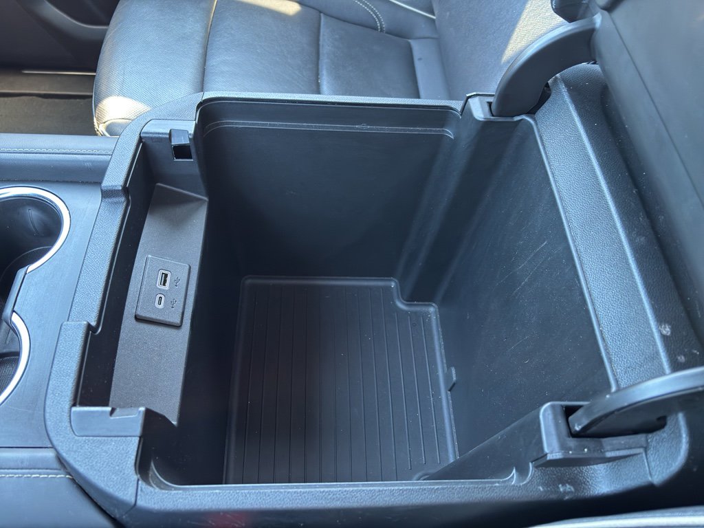 Used 2024 GMC Yukon SLT image 22