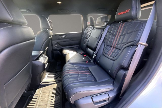 Certified 2026 Nissan Armada PRO-4X w/ Convenience Package AWD/4WD image 24