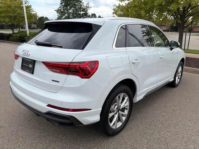 Used 2025 Audi Q3 2.0T Premium Plus AWD/4WD image 3