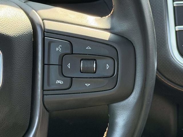 Used 2023 GMC Yukon XL AT4 w/ Technology Package AWD/4WD image 18