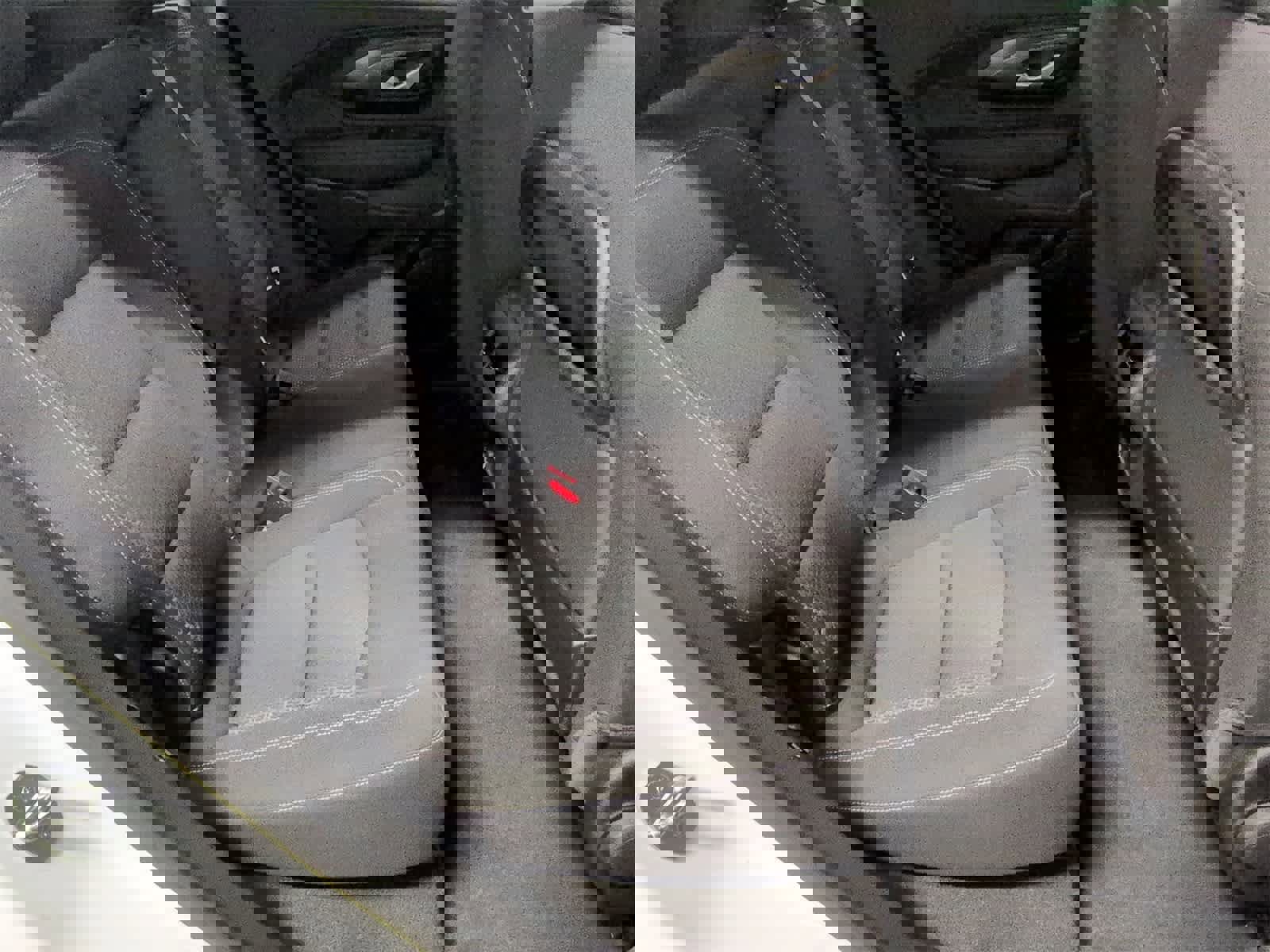 Used 2022 GMC Terrain SLE w/ Driver Convenience Package image 21