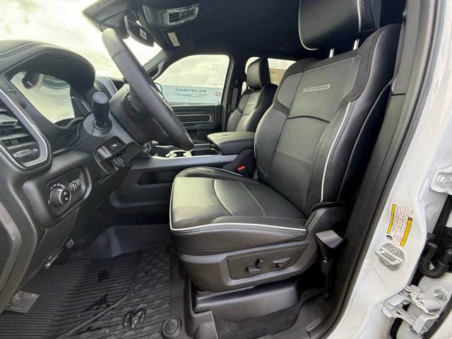 New 2026 RAM 2500 Laramie w/ Night Edition AWD/4WD image 9