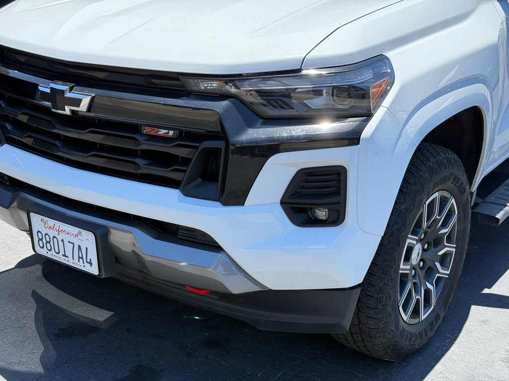Used 2024 Chevrolet Colorado Z71 w/ Advanced Trailering Package AWD/4WD image 3