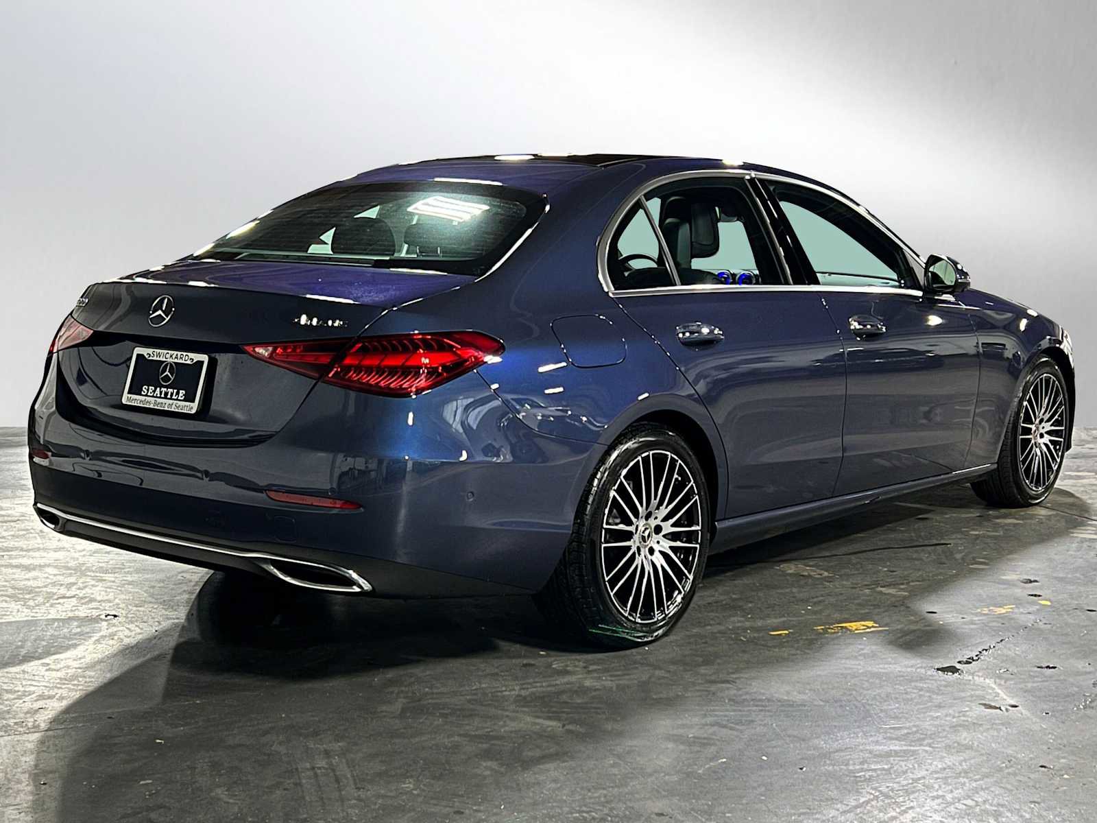 Certified 2025 Mercedes-Benz C 300 4MATIC Sedan image 3