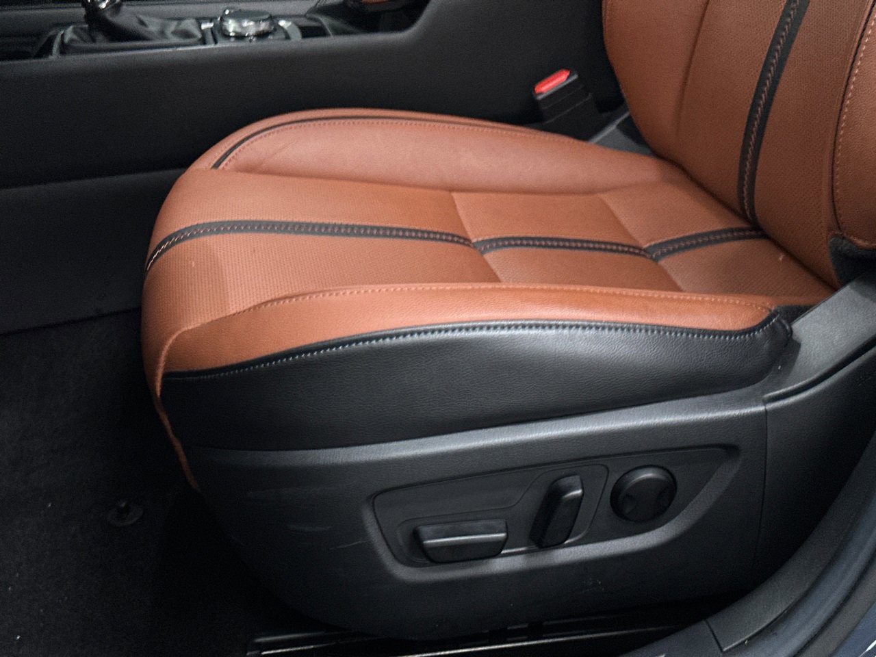 Certified 2025 MAZDA CX-50 Meridian Edition w/ Apex Package image 16