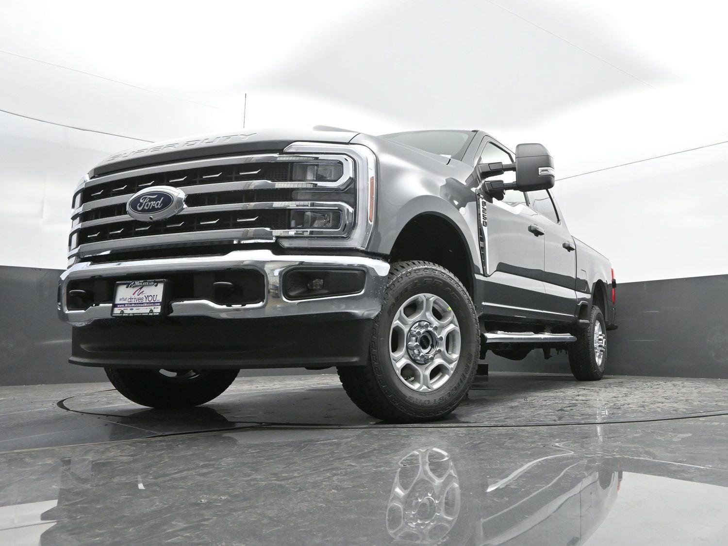 New 2026 Ford F250 XLT image 44