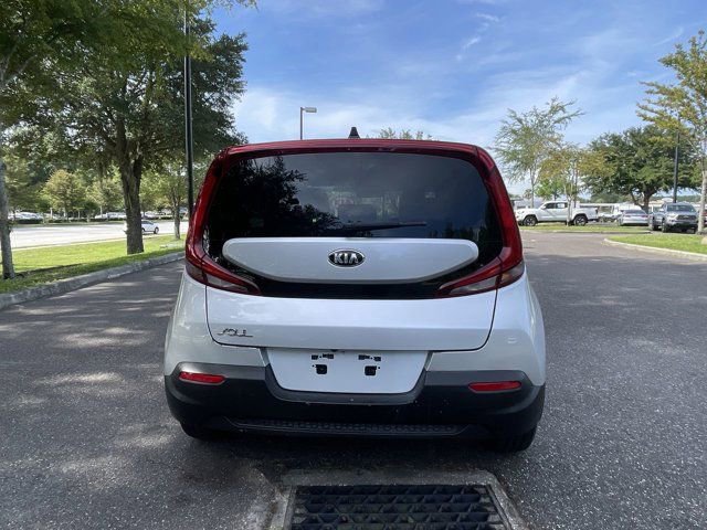 Used 2020 Kia Soul LX FWD image 4