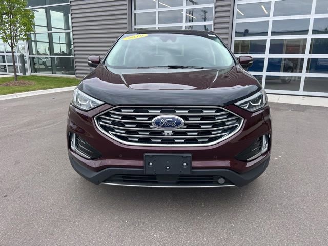 Used 2019 Ford Edge Titanium w/ Equipment Group 301A AWD/4WD image 2