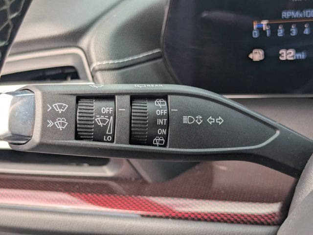 Used 2024 Chevrolet Traverse Z71 w/ Enhanced Driving Package AWD/4WD image 21