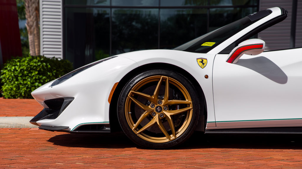 Certified 2020 Ferrari 488 Pista Spider RWD image 2