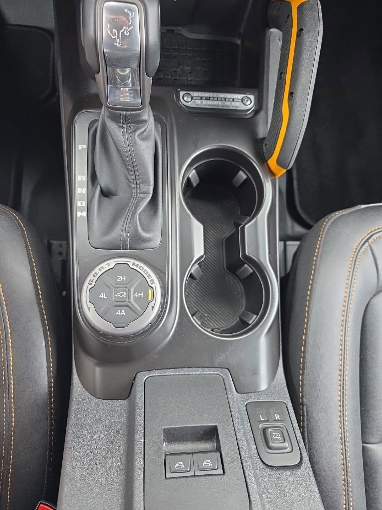 Used 2024 Ford Bronco Badlands image 18