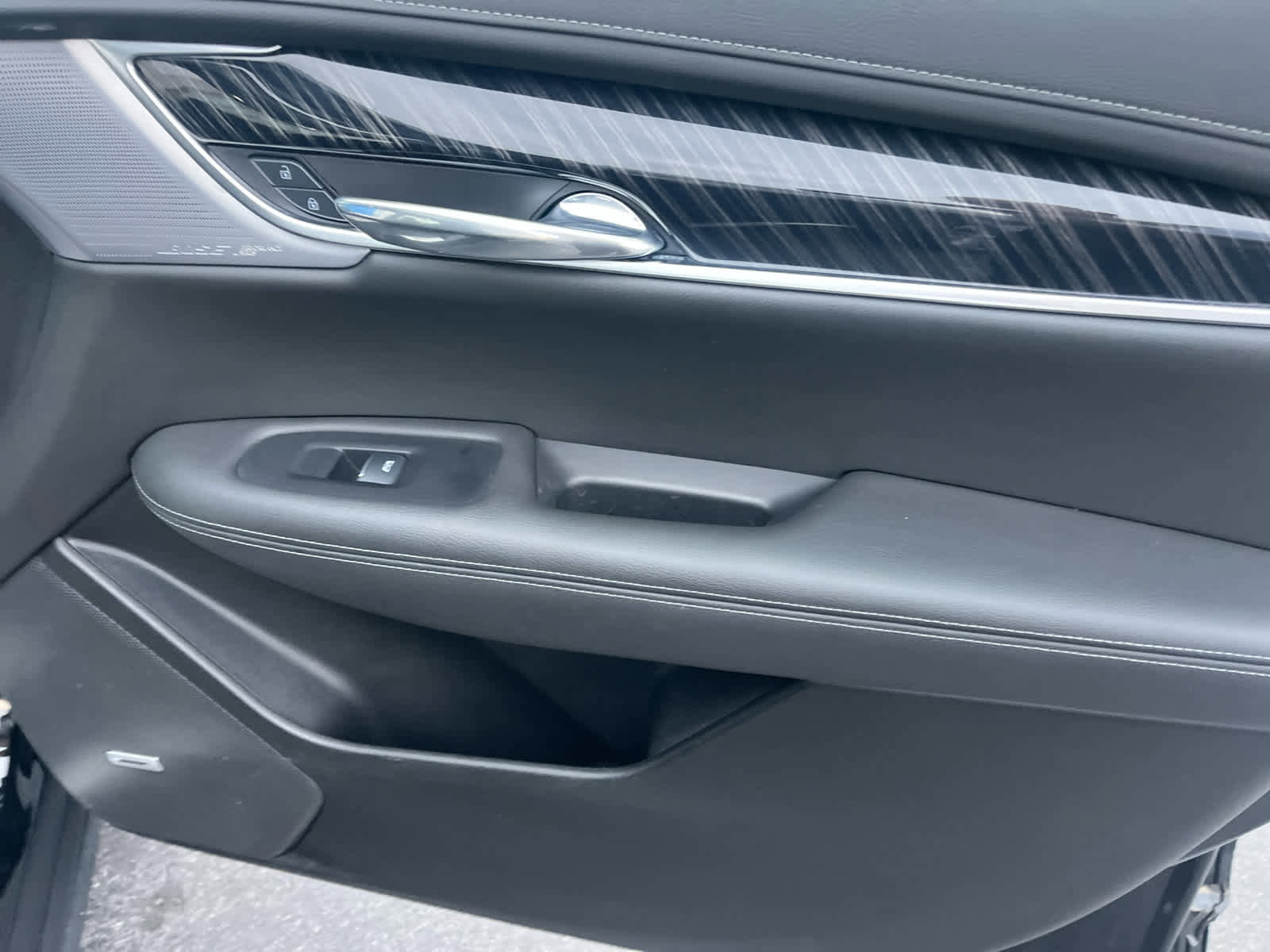 Used 2025 Cadillac XT6 Premium Luxury image 50