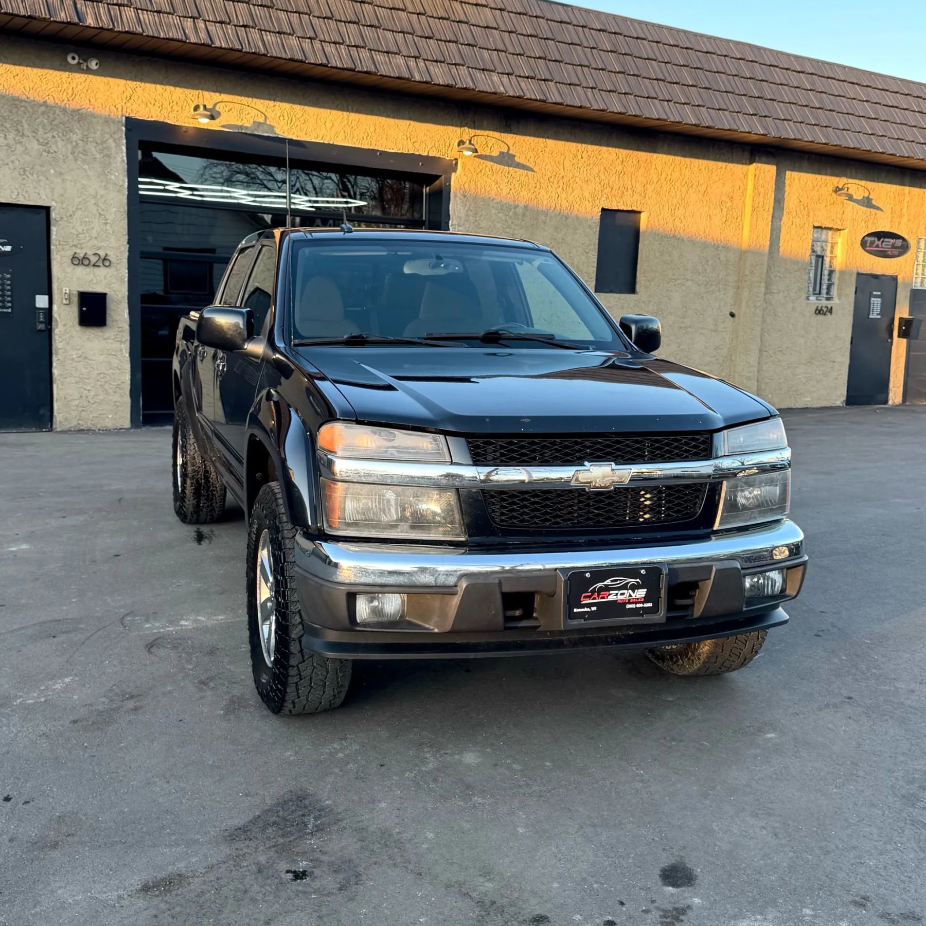 Used 2009 Chevrolet Colorado LT w/ LT Preferred Equipment Group AWD/4WD image 3