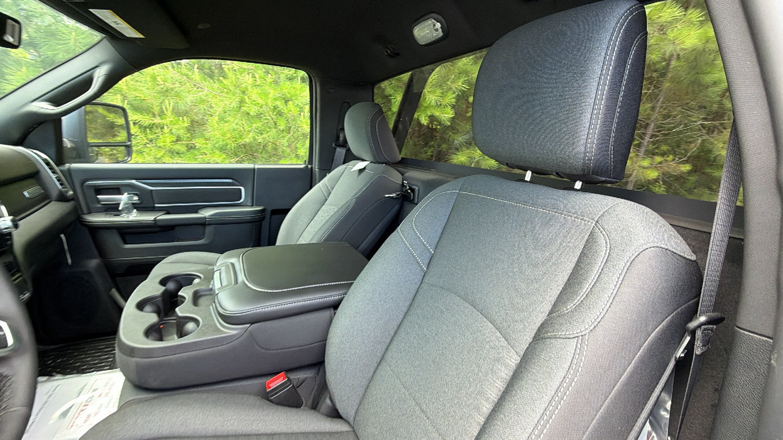 New 2025 RAM 5500 2WD Regular Cab image 18