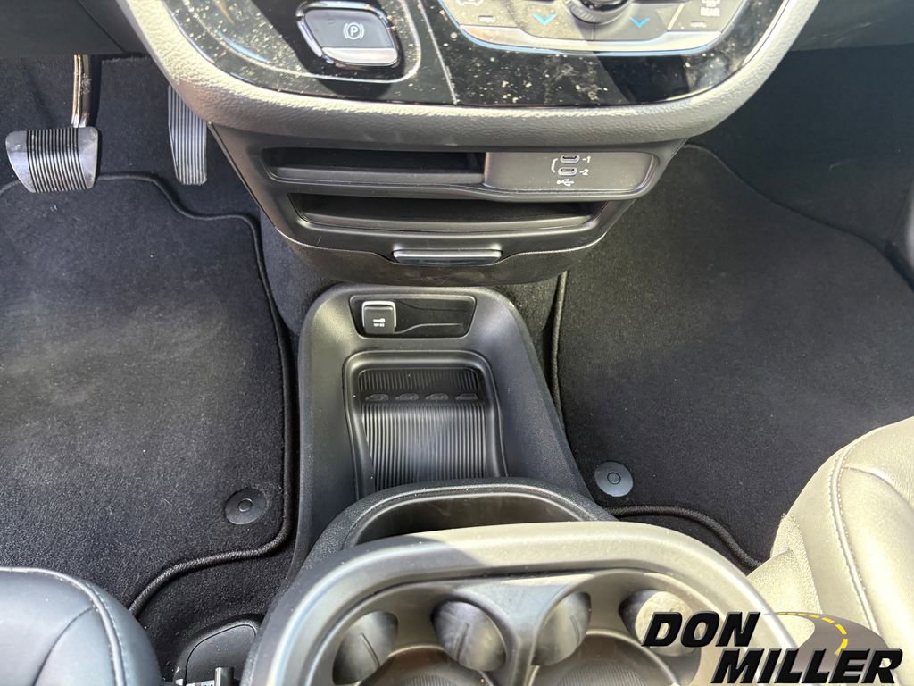 New 2026 Chrysler Pacifica Select image 21