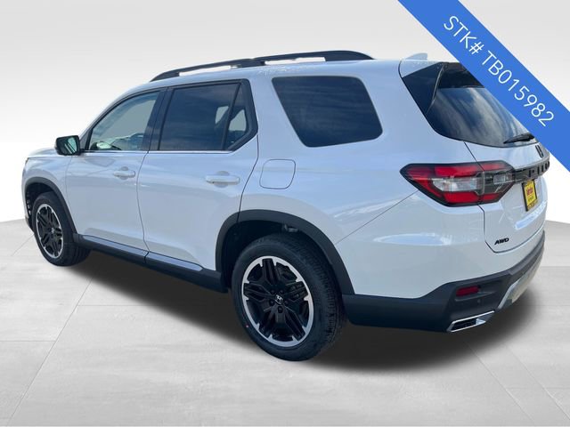 New 2026 Honda Pilot Touring image 6