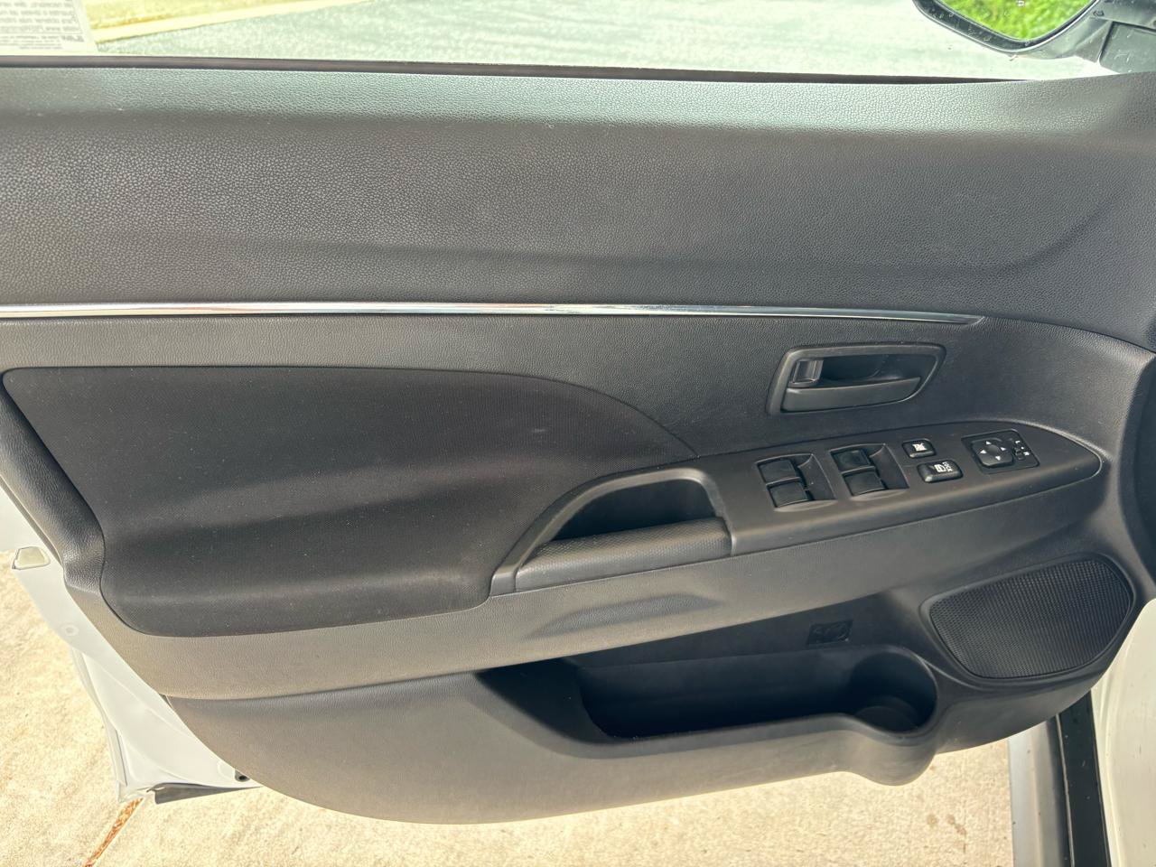 Used 2015 Mitsubishi Outlander Sport ES FWD image 15
