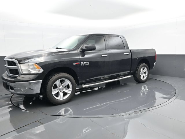 Used 2016 RAM 1500 Classic SLT AWD/4WD image 2