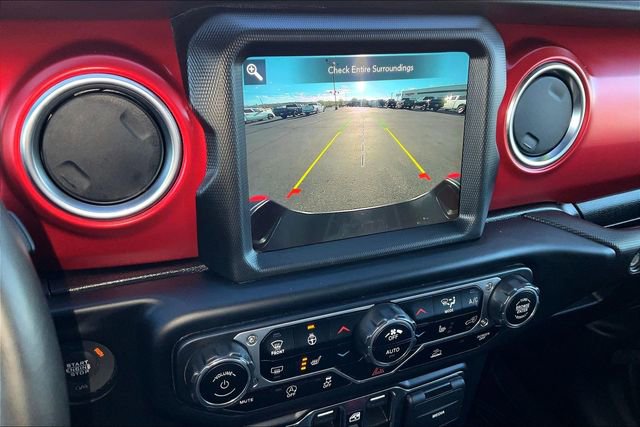 Used 2022 Jeep Gladiator Rubicon w/ LED Lighting Group AWD/4WD image 23