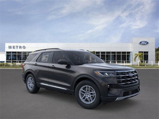 New 2025 Ford Explorer Active w/ Active Comfort Package image 7