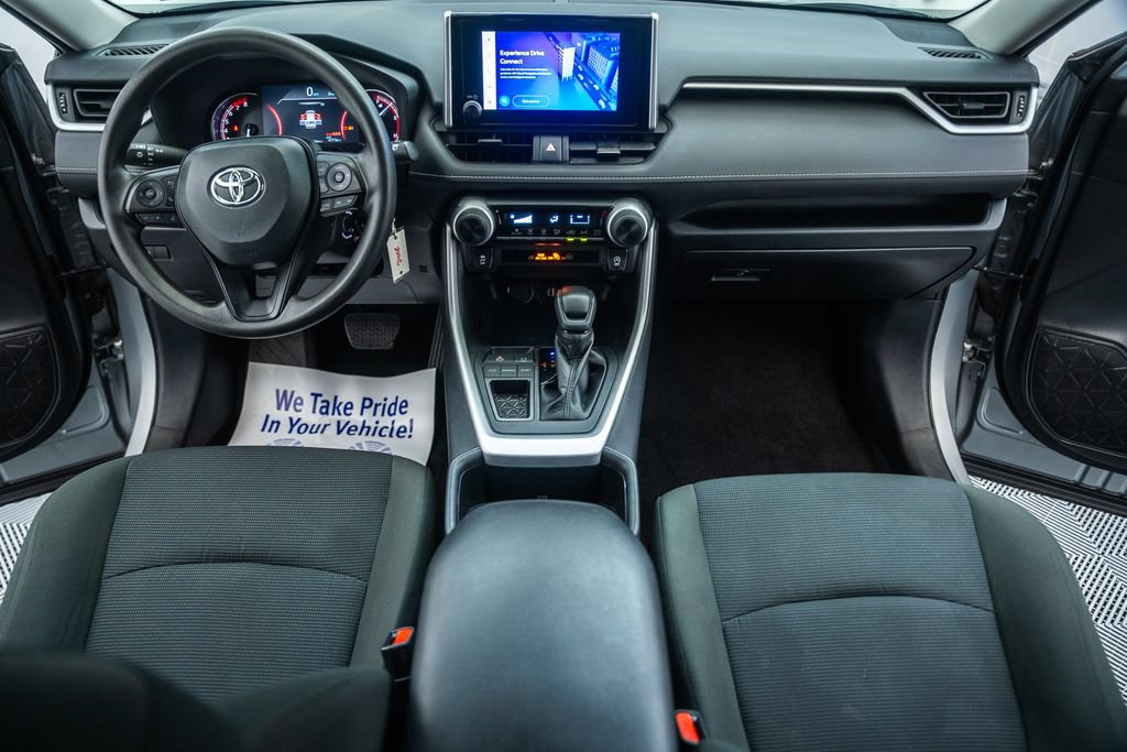 Certified 2025 Toyota RAV4 LE FWD image 19