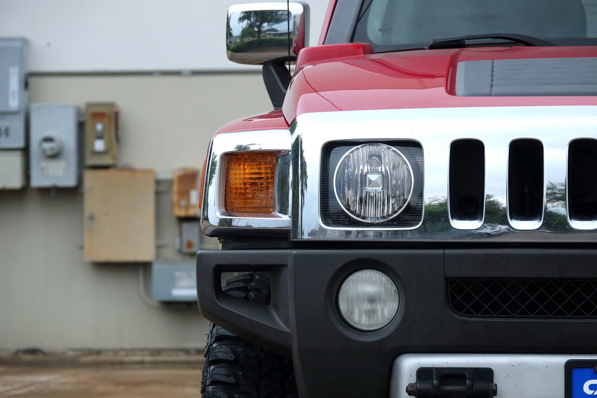 Used 2008 HUMMER H3 Alpha image 18
