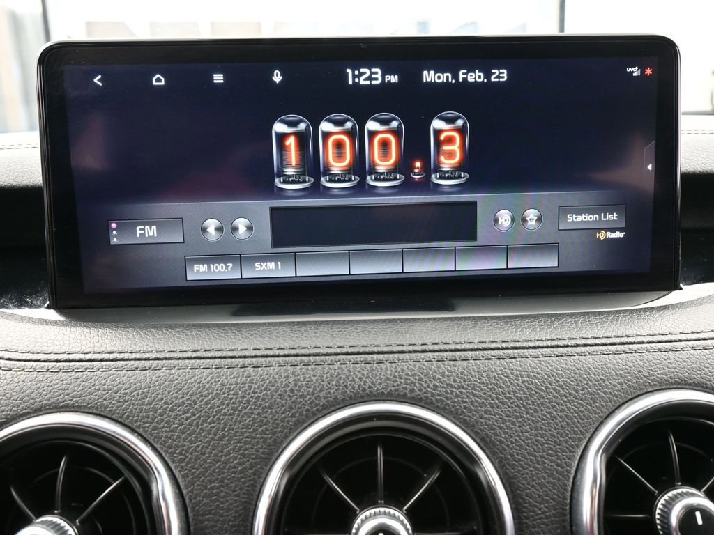 Used 2022 Kia Stinger GT-Line image 24