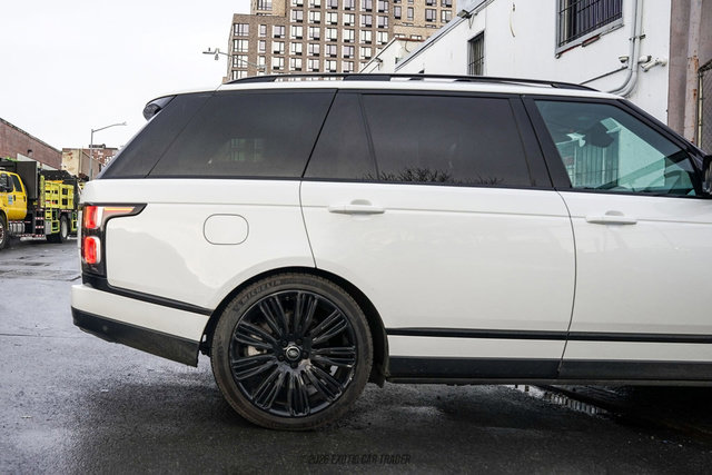Used 2020 Land Rover Range Rover Long Wheelbase HSE image 10