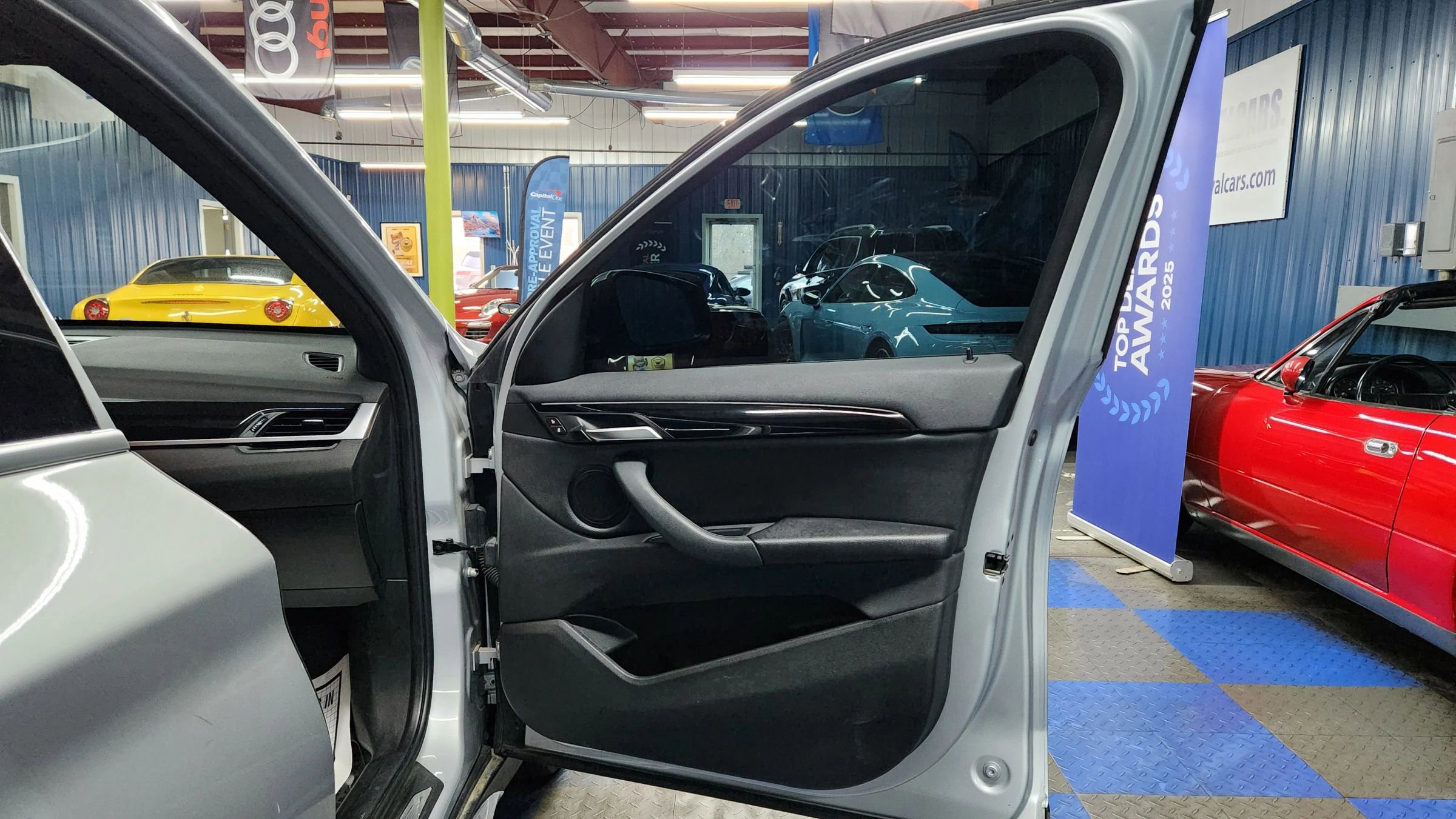 Used 2016 BMW X1 xDrive28i w/ Driver Assistance Package image 12