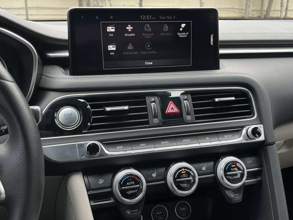 Used 2022 Genesis G70 2.0T image 16