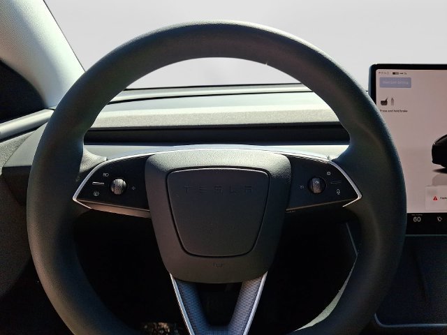 Used 2026 Tesla Model Y 2WD image 23
