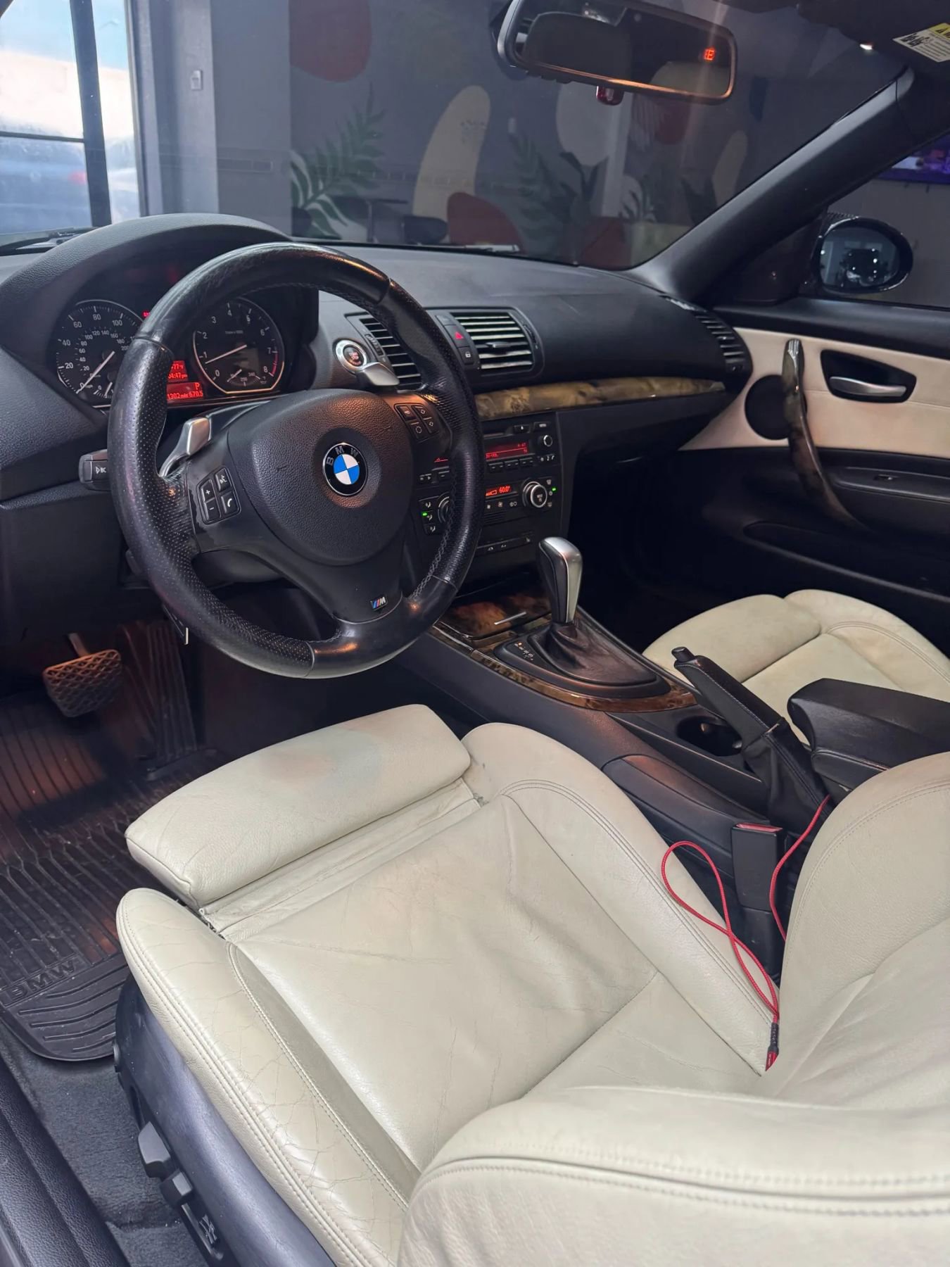 Used 2008 BMW 135i Convertible image 16