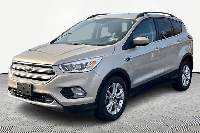 Used 2018 Ford Escape SEL image 3
