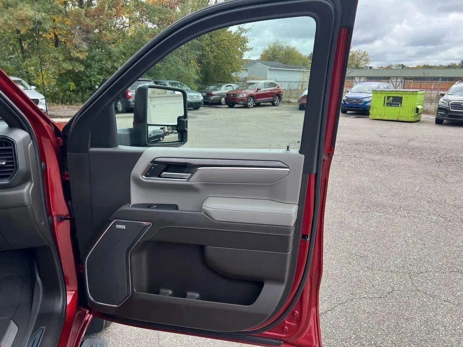 Used 2023 Chevrolet Silverado 1500 LTZ w/ Technology Package image 33