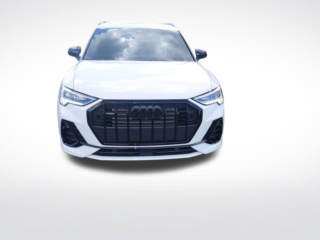 Certified 2025 Audi Q3 2.0T Premium Plus AWD/4WD image 11