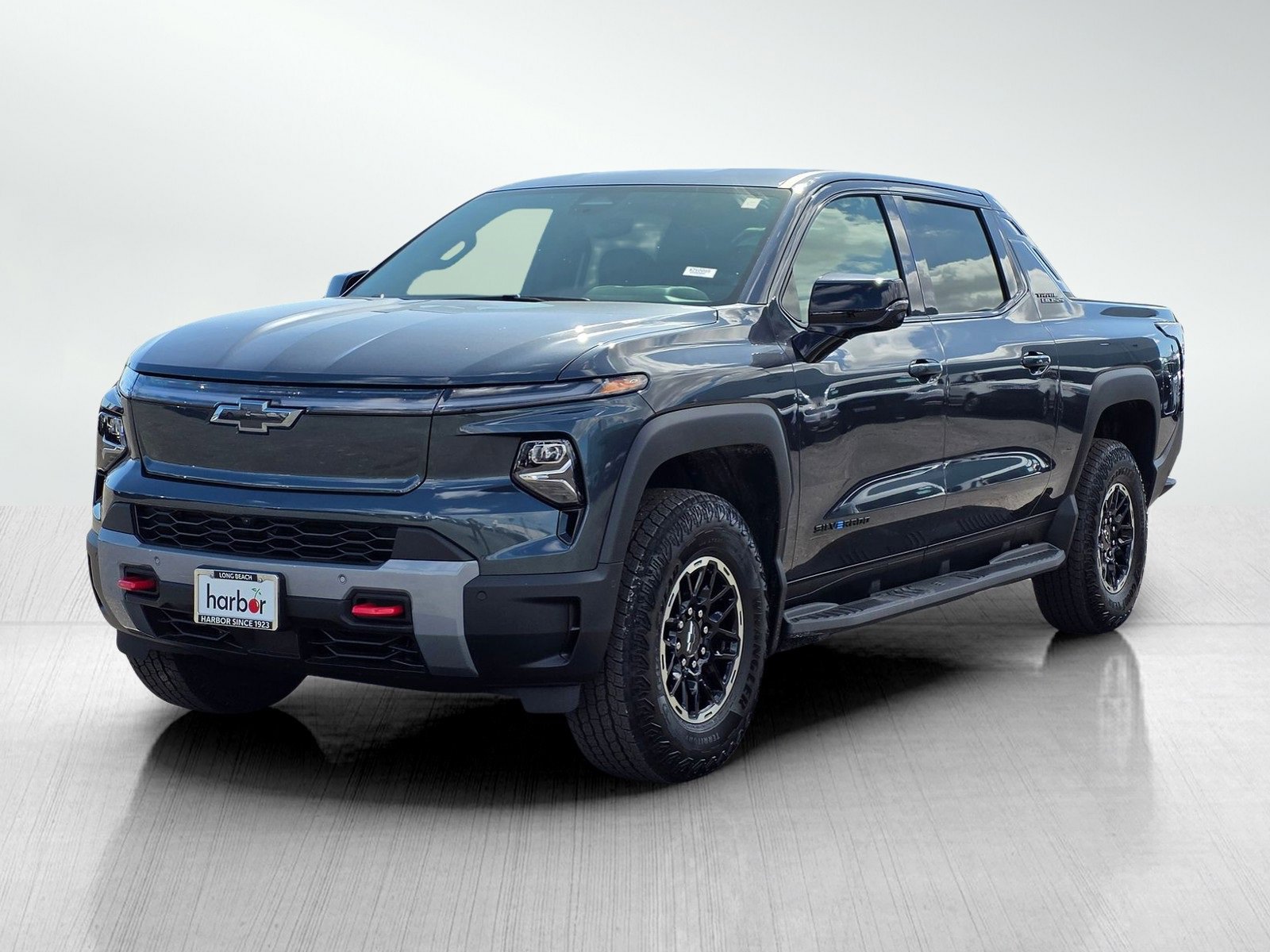 New 2026 Chevrolet Silverado EV Trail Boss w/ Premium Package image 4