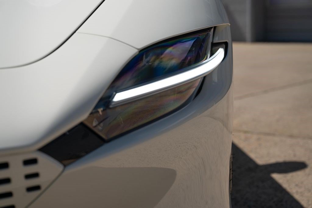 Used 2022 Ferrari Roma RWD image 16