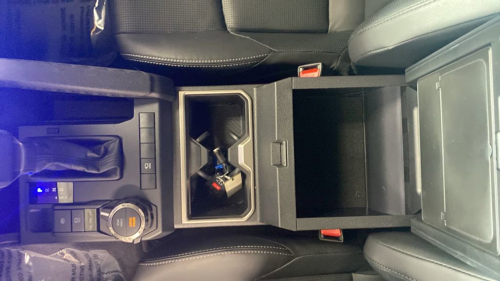 Used 2025 Toyota 4Runner Limited image 18