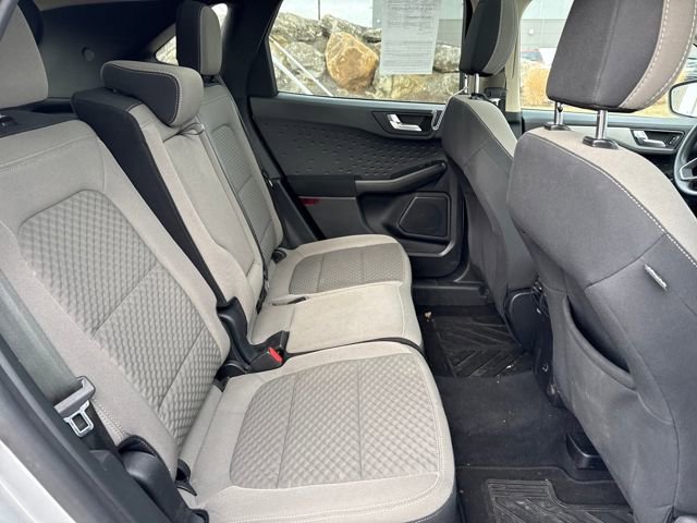 Used 2020 Ford Escape SE image 11