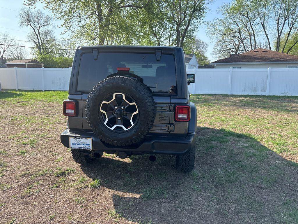 Used 2023 Jeep Wrangler Sport AWD/4WD image 7
