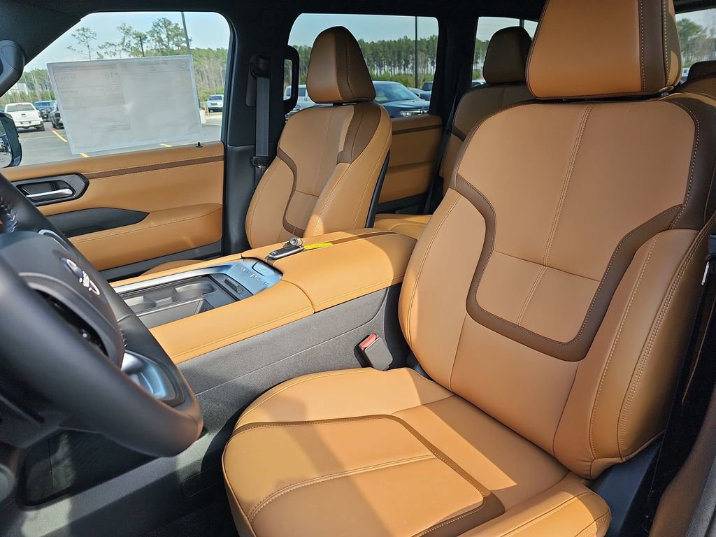 New 2026 Nissan Armada SL w/ Captain's Chari Seat Package RWD image 20