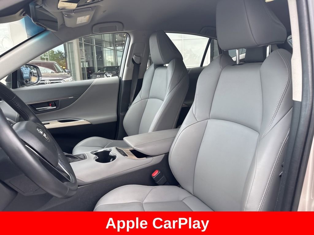 Certified 2023 Toyota Venza XLE AWD/4WD image 13